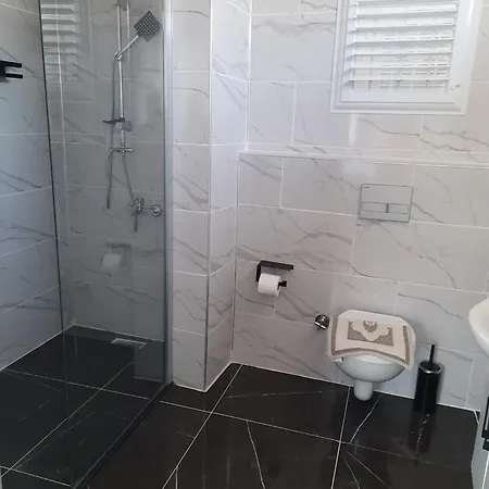 게스트하우스 Ephesian & 3*