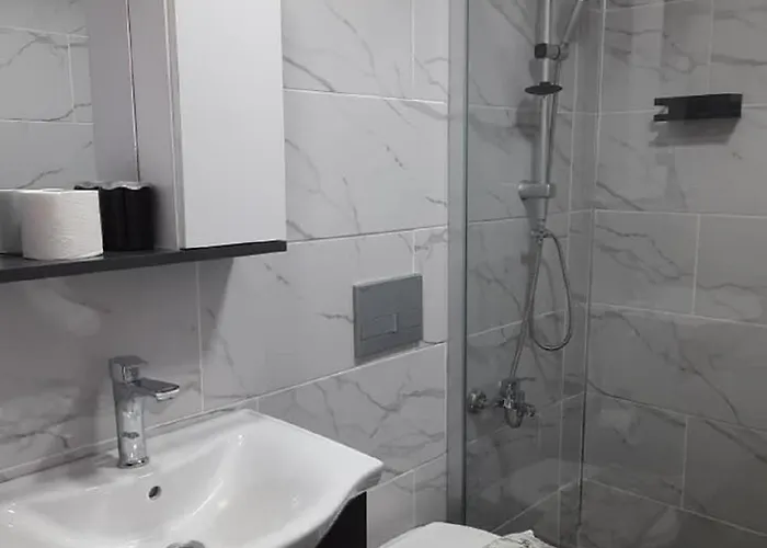 Ephesian & Vendégház