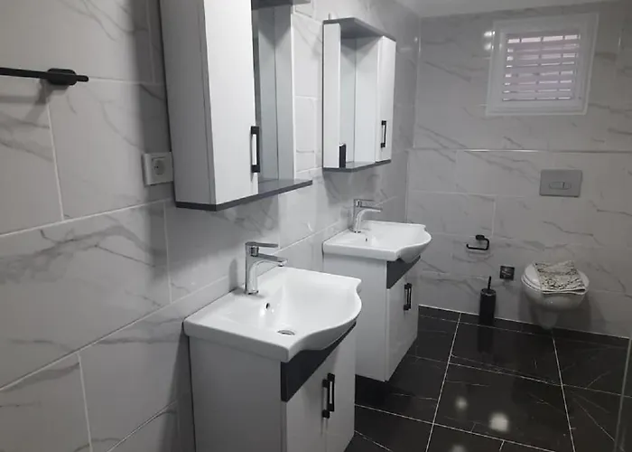 Ephesian & Gæstehus